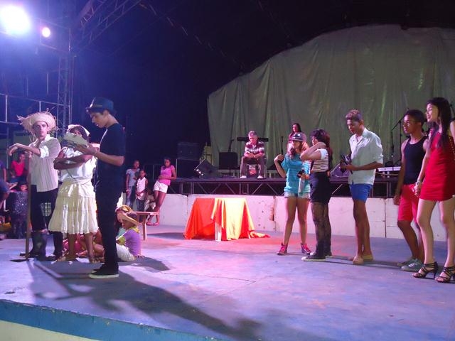 Quarta Romântica Finalizou o 4° dia da XXXI Semana Cultural da Juventude Ipiranguense - Imagem 102