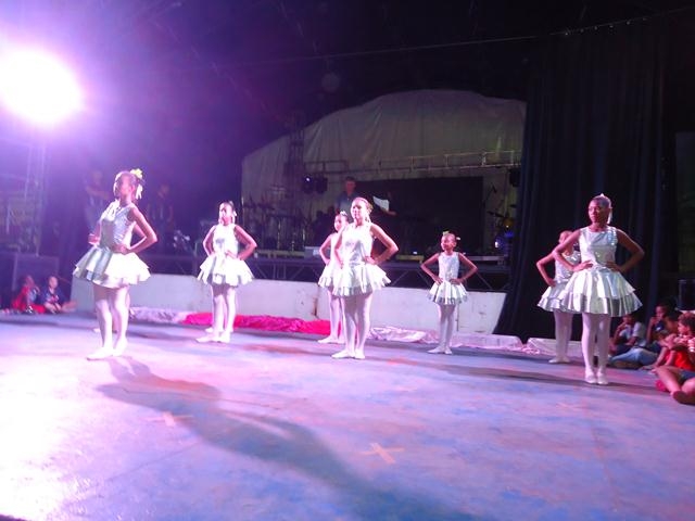 Na 3° Noite XXXI da Juventude Apresentações Artísticas Encantam o Público - Imagem 13