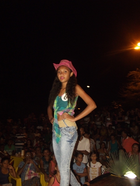 População Prestigia Abertura da 40ª Festa do Vaqueiro de Santa Rosa - Imagem 26