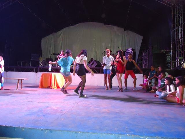 Quarta Romântica Finalizou o 4° dia da XXXI Semana Cultural da Juventude Ipiranguense - Imagem 19