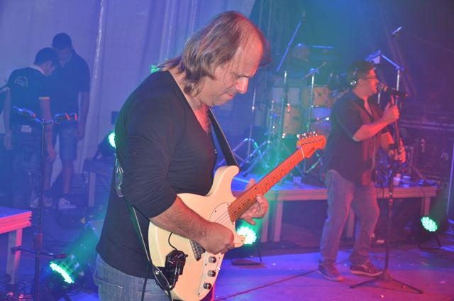 Quarta Romântica Finalizou o 4° dia da XXXI Semana Cultural da Juventude Ipiranguense - Imagem 139