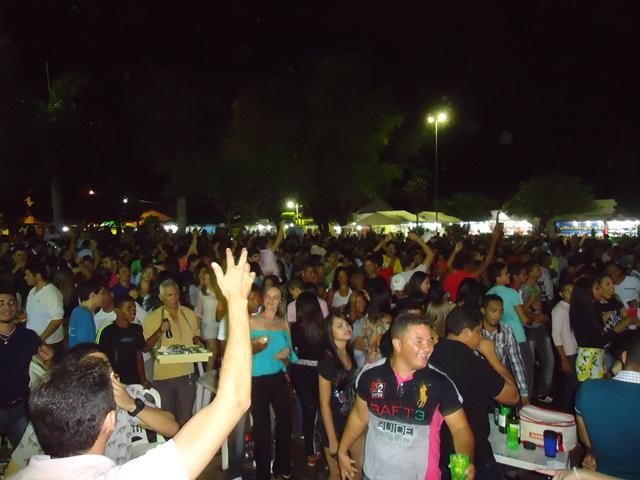 Matheus Fernandes Agitou o Público Presente na XXXI Semana da Juventude - Imagem 3