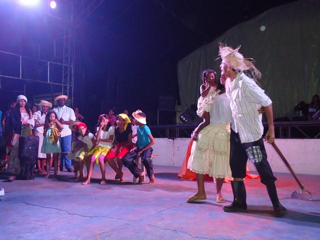 Quarta Romântica Finalizou o 4° dia da XXXI Semana Cultural da Juventude Ipiranguense - Imagem 5