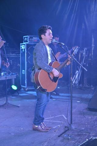 Quarta Romântica Finalizou o 4° dia da XXXI Semana Cultural da Juventude Ipiranguense - Imagem 129