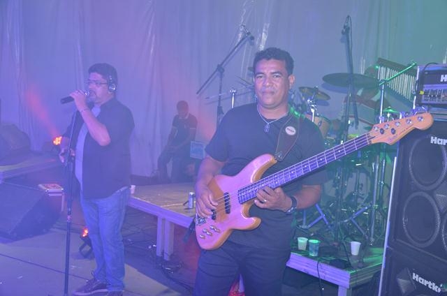 Quarta Romântica Finalizou o 4° dia da XXXI Semana Cultural da Juventude Ipiranguense - Imagem 125