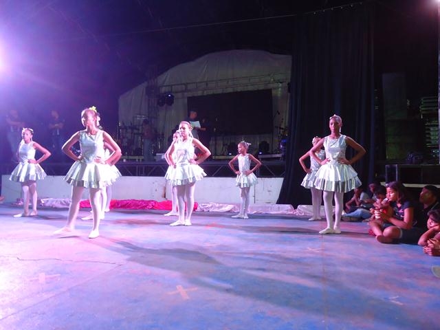 Na 3° Noite XXXI da Juventude Apresentações Artísticas Encantam o Público - Imagem 11