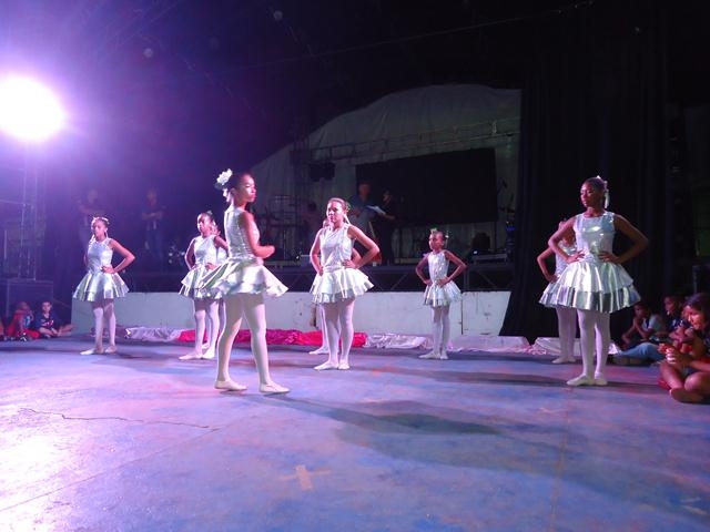 Na 3° Noite XXXI da Juventude Apresentações Artísticas Encantam o Público - Imagem 10