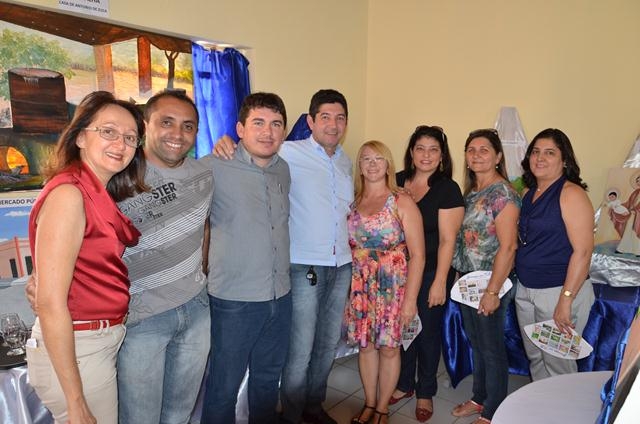 Câmara Municipal de Ipiranga Realiza Exposição de Pintura em Telas - Imagem 56