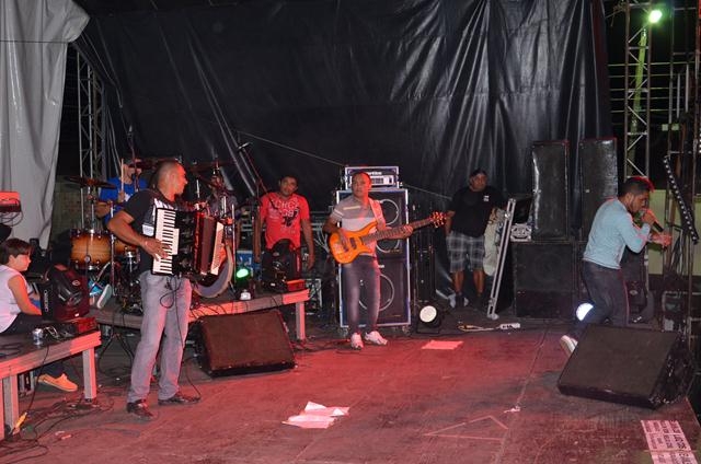 Banda Forró Sacode Colocou todo mundo Pra Dançar - Imagem 54
