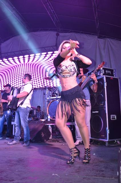 Banda Forró Sacode Colocou todo mundo Pra Dançar - Imagem 93