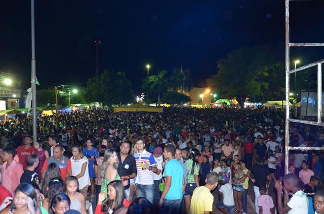 Banda Forró Sacode Colocou todo mundo Pra Dançar - Imagem 38