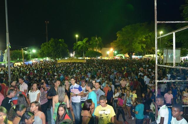 Banda Forró Sacode Colocou todo mundo Pra Dançar - Imagem 37