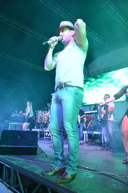 Banda Forró Sacode Colocou todo mundo Pra Dançar - Imagem 82