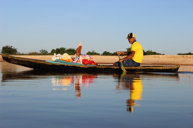 Procissão de São Pedro reuniu milhares de fies nas margens do rio Parnaiba - Imagem 38