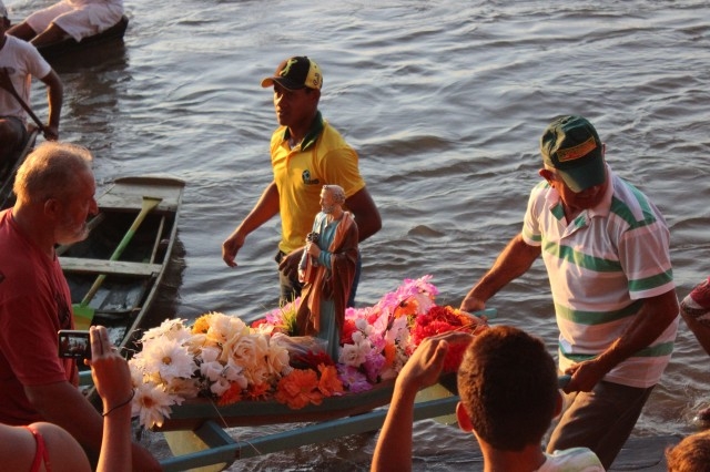 Procissão de São Pedro reuniu milhares de fies nas margens do rio Parnaiba - Imagem 58