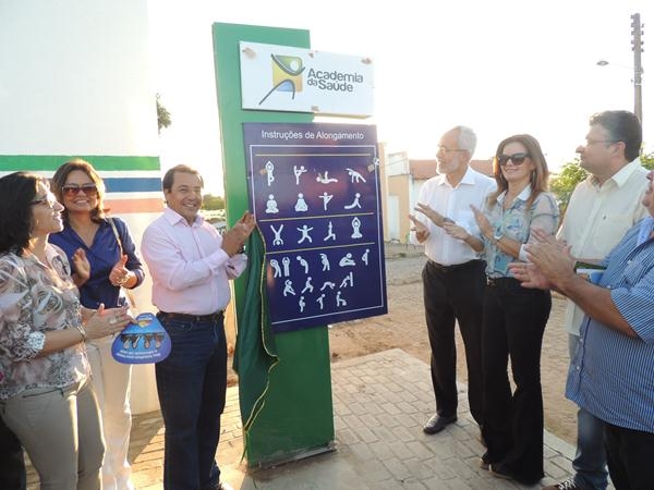 Festividades dos 60 anos é marcada por grandes inaugurações em Água Branca - Imagem 18