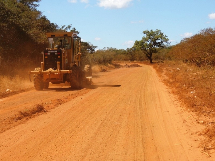 Estrada que liga cidade a comunidade Aroeira está sendo recuperada - Imagem 5
