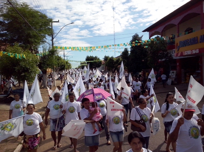 Prefeito Raimundo Ferreira através da SDA realiza a 1º Festa do Agricultor - Imagem 5
