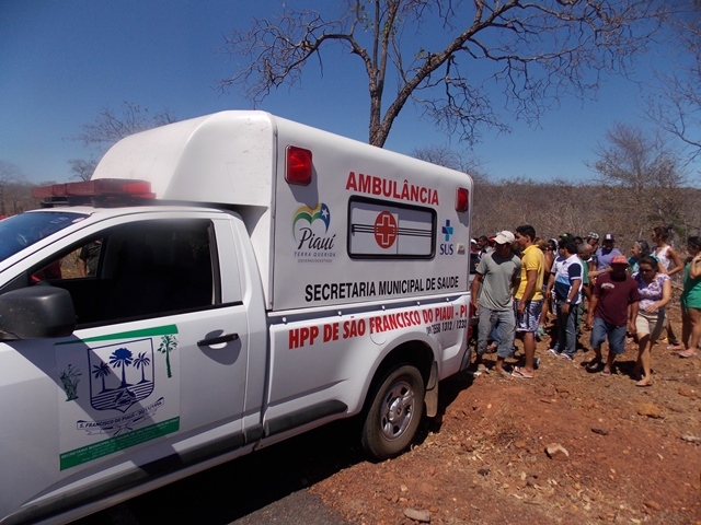 Motorista sai da pista bate em árvore e morre na PI-119 - Imagem 9