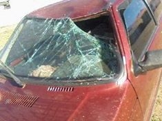 Motorista perde o controle da direção de carro e capota na PI-120 perto da cidade de Arraial - PI. - Imagem 1