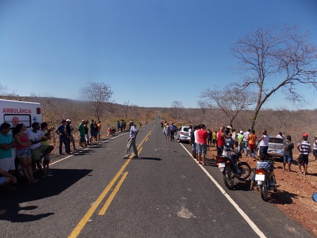 Motorista sai da pista bate em árvore e morre na PI-119 - Imagem 31