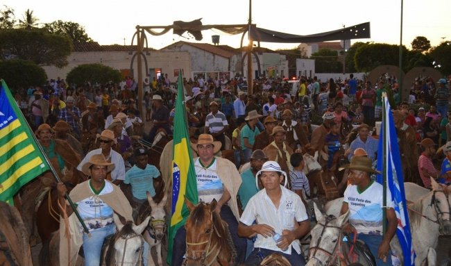 Prefeitura realiza 32ª Festa dos Vaqueiros e distribui prêmios aos participantes - Imagem 5