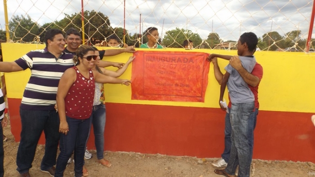 Prefeito Zé Henrique Inaugura dois abastecimento d’água e  quadra de areia poliesportiva no povoado Pereiros  - Imagem 16