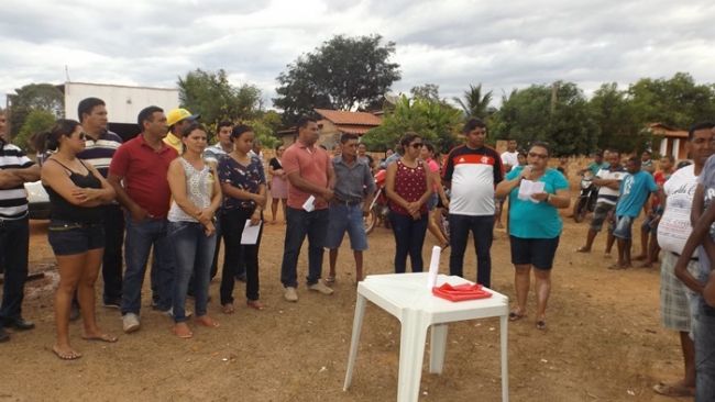 Prefeito Zé Henrique Inaugura dois abastecimento d’água e  quadra de areia poliesportiva no povoado Pereiros  - Imagem 13