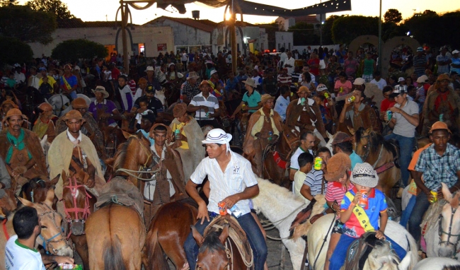 Prefeitura realiza 32ª Festa dos Vaqueiros e distribui prêmios aos participantes - Imagem 58