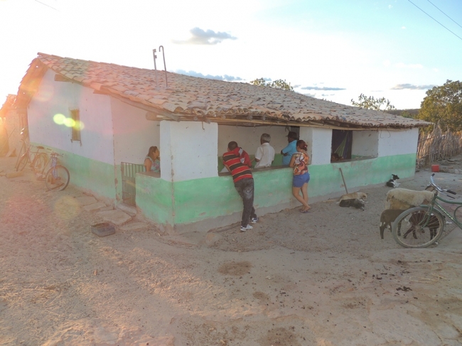 Prefeita Neuma Café visita comunidade a convite dos moradores - Imagem 9