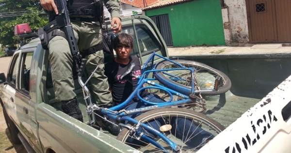 LADRÃO BBB é preso após ser reconhecido no centro de Piripiri e diz que vai se ´converter´