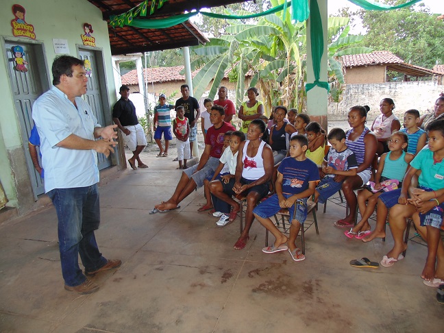 Prefeito entrega bicicletas do Projeto Pedala Piauí
