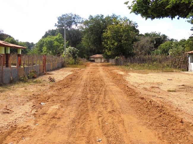 Prefeitura promove melhoria na estrada da Barroca - Imagem 12