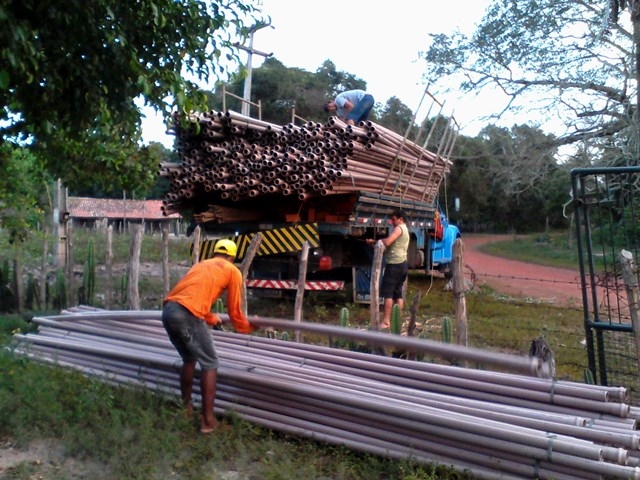 Prefeitura de Boa Hora constrói sistema de água na localidade Passa Tempo - Imagem 11