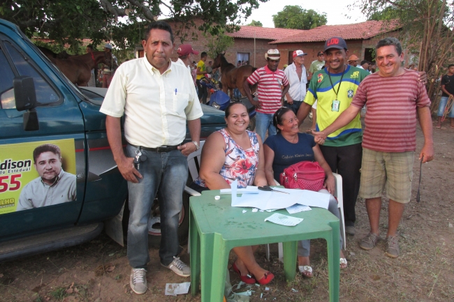 Prefeito: LAN de Passagem Franca encerra os Festejos com três Bandas em Praça pública - Imagem 14