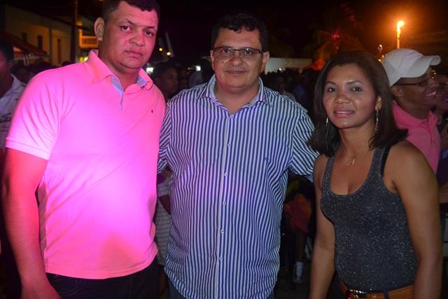 2ª noite do aniversario de Pimenteiras teve Forro dos Plays e Filé - Imagem 16