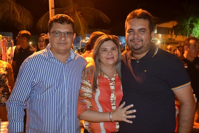 2ª noite do aniversario de Pimenteiras teve Forro dos Plays e Filé - Imagem 36