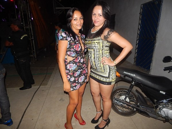 Uma multidão comparece ao show da Banda Amor Real e Forró na Cuia  - Imagem 3