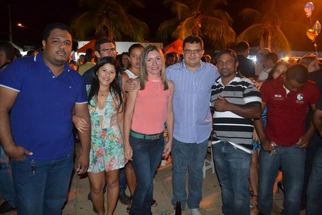 2ª noite do aniversario de Pimenteiras teve Forro dos Plays e Filé - Imagem 40