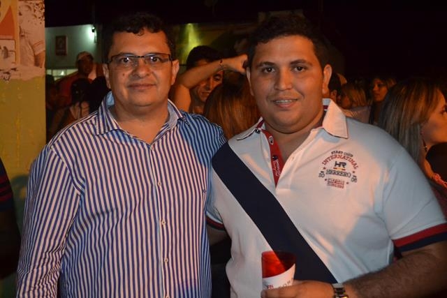 2ª noite do aniversario de Pimenteiras teve Forro dos Plays e Filé - Imagem 25