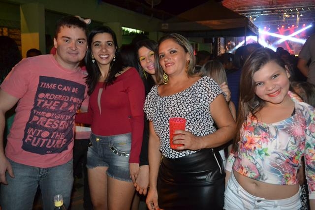 2ª noite do aniversario de Pimenteiras teve Forro dos Plays e Filé - Imagem 41