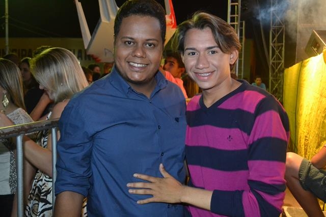 2ª noite do aniversario de Pimenteiras teve Forro dos Plays e Filé - Imagem 66