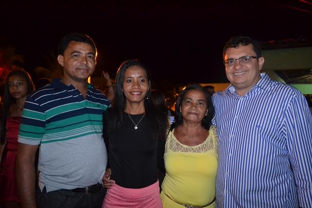 2ª noite do aniversario de Pimenteiras teve Forro dos Plays e Filé - Imagem 46