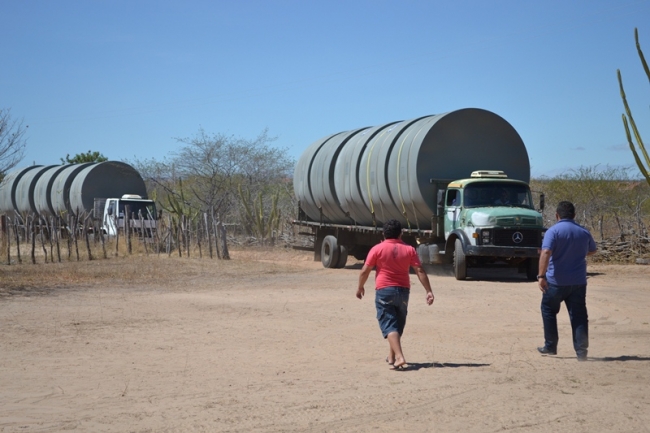 Belém do Piauí recebe cisternas do programa Água para Todos - Imagem 6