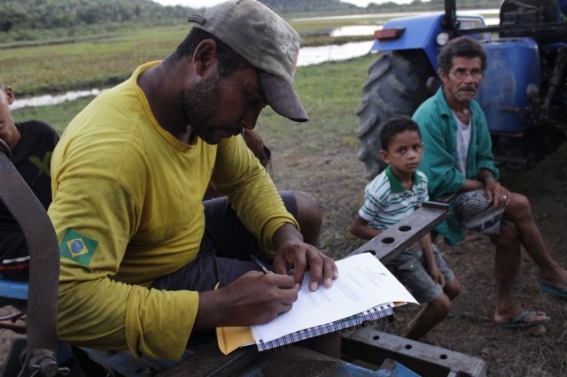 Prefeita Dra. Salete Rêgo visita agricultores na localidade caraíbas - Imagem 4