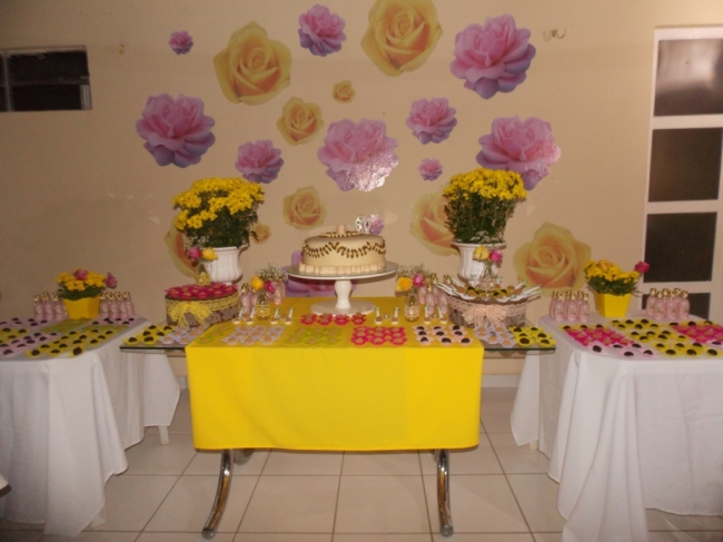 Fátima Batista reuniu familiares e amigos para comemorar seus 60 anos - Imagem 1