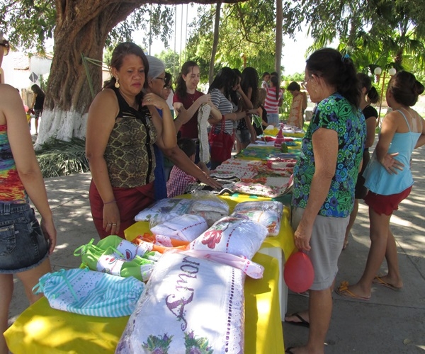XXIV Semana Cultural: Feira Artesanal - Imagem 1