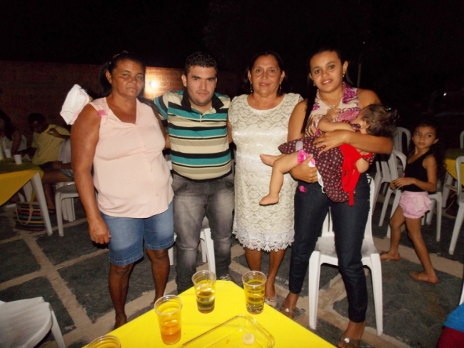 Fátima Batista reuniu familiares e amigos para comemorar seus 60 anos - Imagem 7