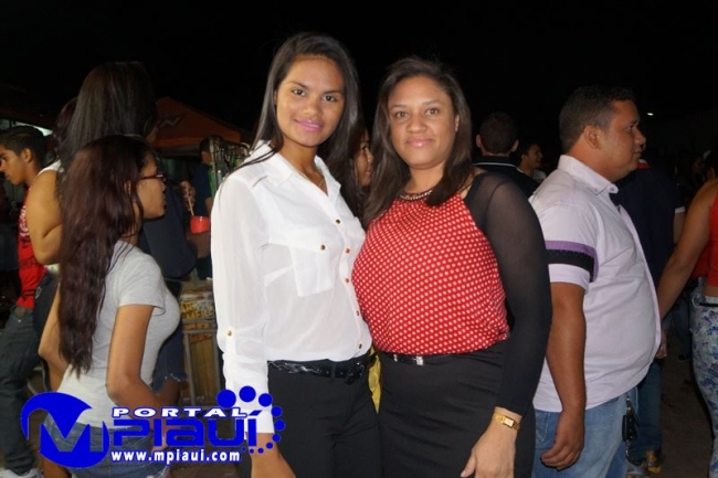 Cavalgada e festa em praça encerra o festejo de Passagem Franca Piauí - Imagem 5