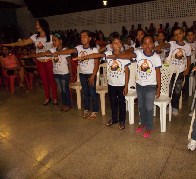 Policia Militar realizou a II formatura do PROERD em Capitão de Campos - Imagem 37